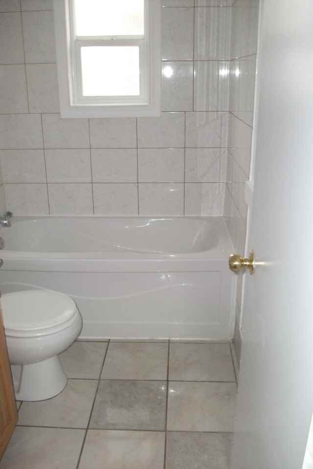 2216 Tamarack St - Photo 2 of 2