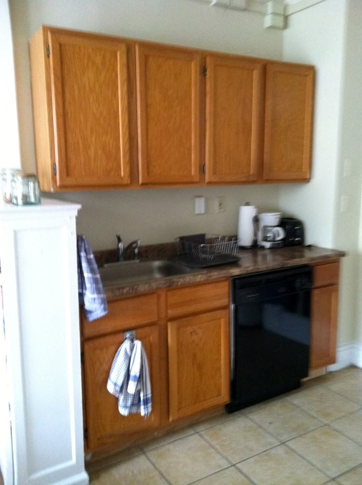 315 S 45th St - Photo 3 of 5