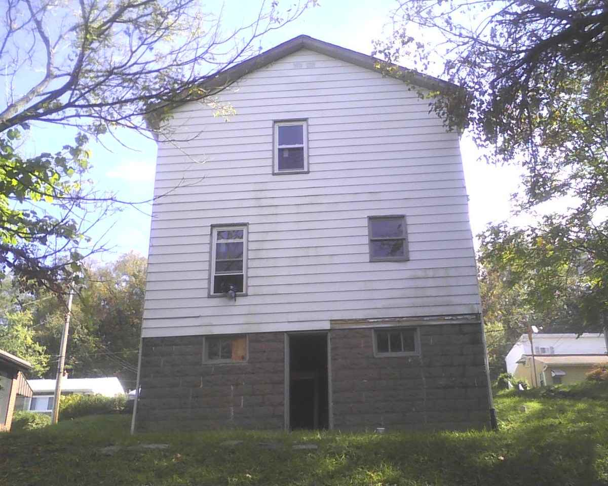 344 Foster Rd - Photo 3 of 14