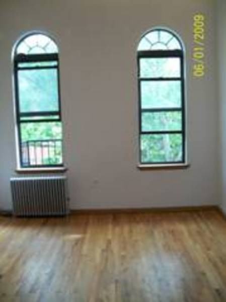 113 N 8th St - Photo 3 of 3