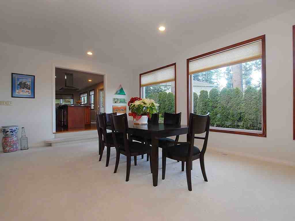 7344 Ridgedown Ct - Photo 3 of 11