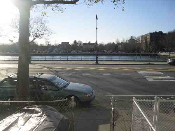 1500 Emmons Ave - Photo 2 of 9