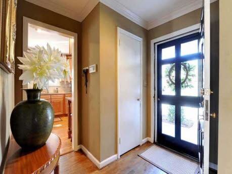 526 Echota Dr NW - Photo 2 of 4