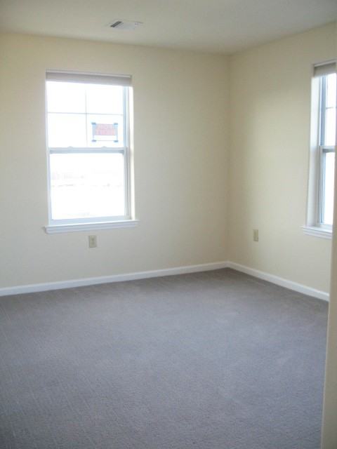 6900 Coral Reef Way - Photo 3 of 6