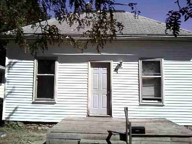 63 Lafayette St - Photo 2 of 4