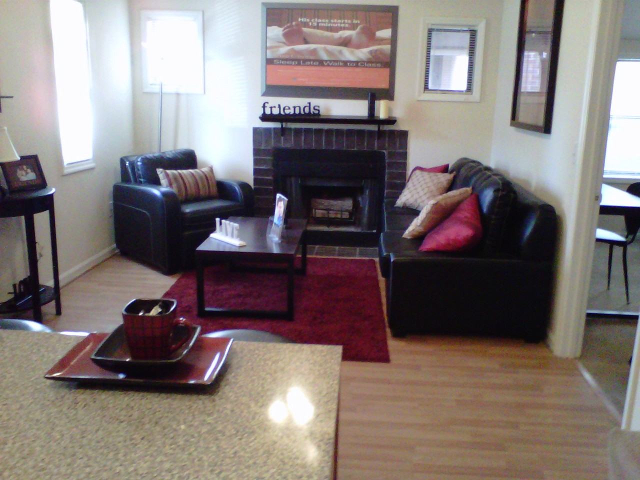 733 W Glenn Ave - Photo 2 of 3