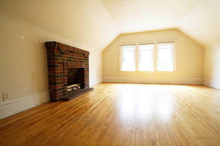 2624 S 7th St - Photo 2 of 6