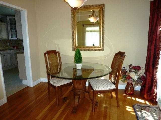 572 Arleta Ave - Photo 3 of 12