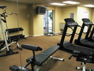 6401 N Sheridan Rd - Photo 3 of 4