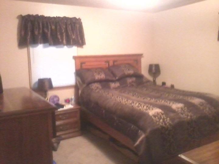 2105 NE 65th St - Photo 3 of 19