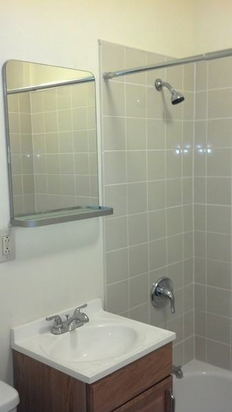 11238 47 Ave #3L - Photo 2 of 3