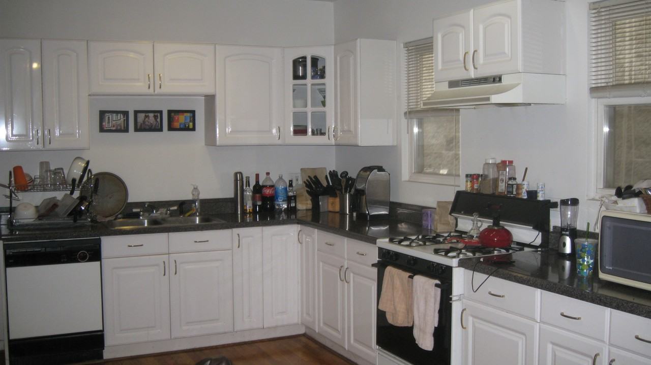 1838 Iowa St #2 - Photo 2 of 6