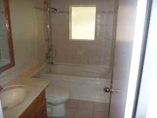 3503 Centre a St NE - Photo 3 of 11