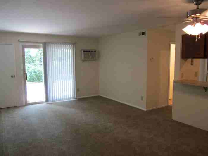 2971 Deckebach Ave - Photo 2 of 5