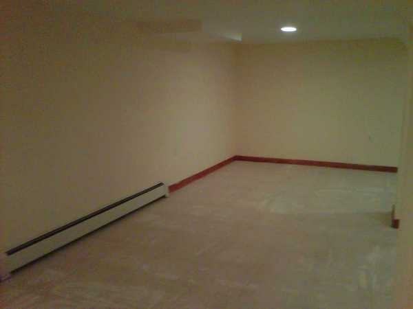 523 Bainbridge St GARDENLEVE - Photo 2 of 5