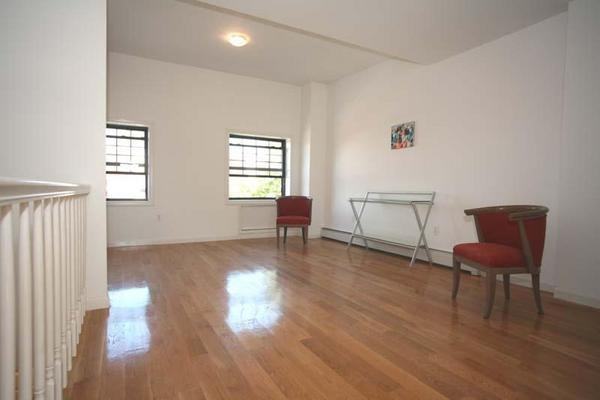 352 Lexington Ave - Photo 3 of 5