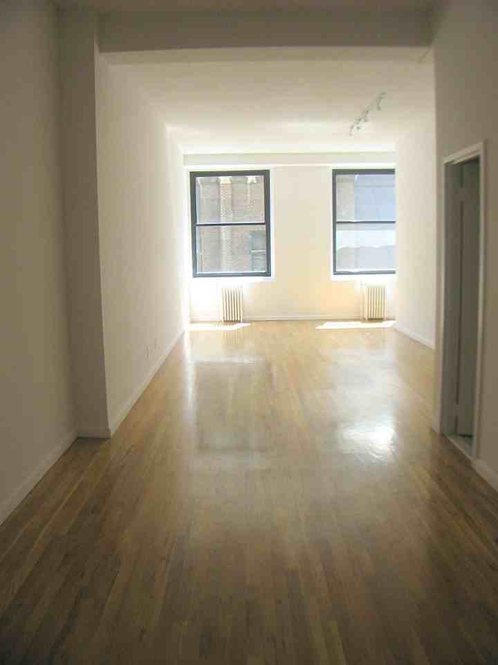 90 Lex Ave #3H - Photo 2 of 3