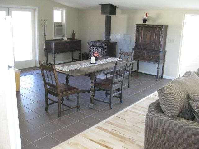 12807 S Goss Rd #1 - Photo 3 of 8