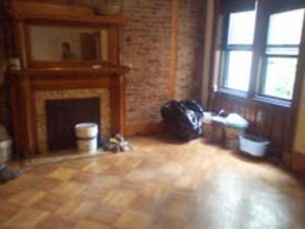 827 Carroll St - Photo 2 of 4