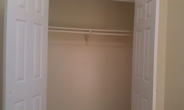 2600 Brooklyn Ave #4F - Photo 3 of 6
