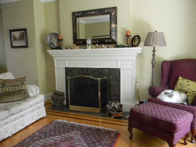 254 Woburn Ave - Photo 2 of 6