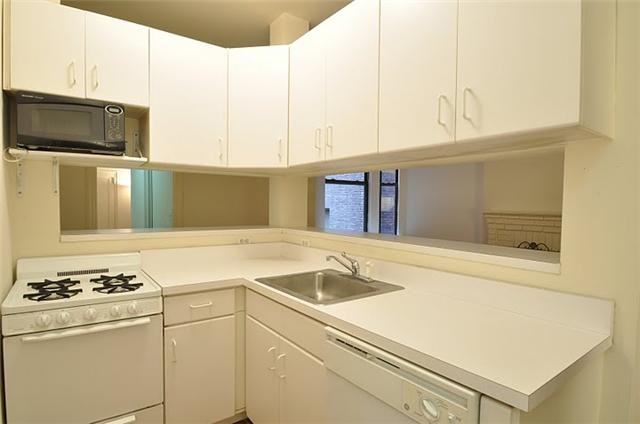 131 E 31st St 4B - Photo 2 of 2