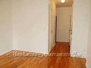 1103 1st Ave S - Photo 2 of 5