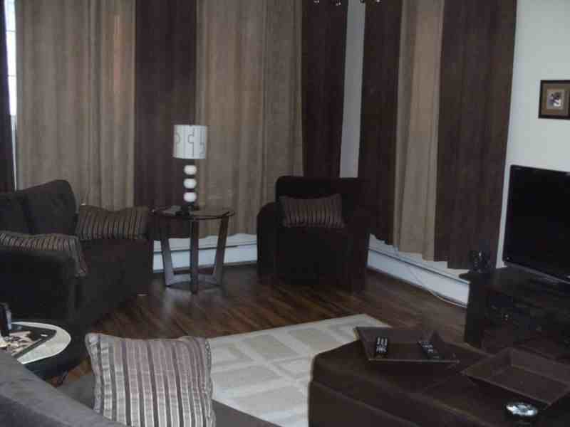 10812 115 St NW #1 - Photo 3 of 8