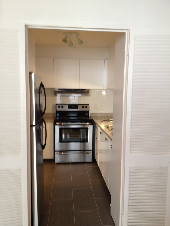 4858 Chemin de la Côte-des-Neiges #310 - Photo 3 of 5