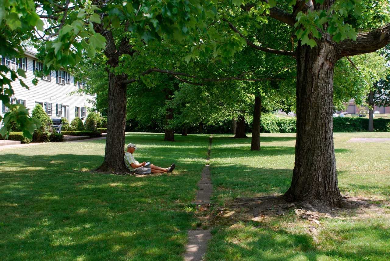 Charles Drive, Manchester, CT 06040 - Photo 2 of 7