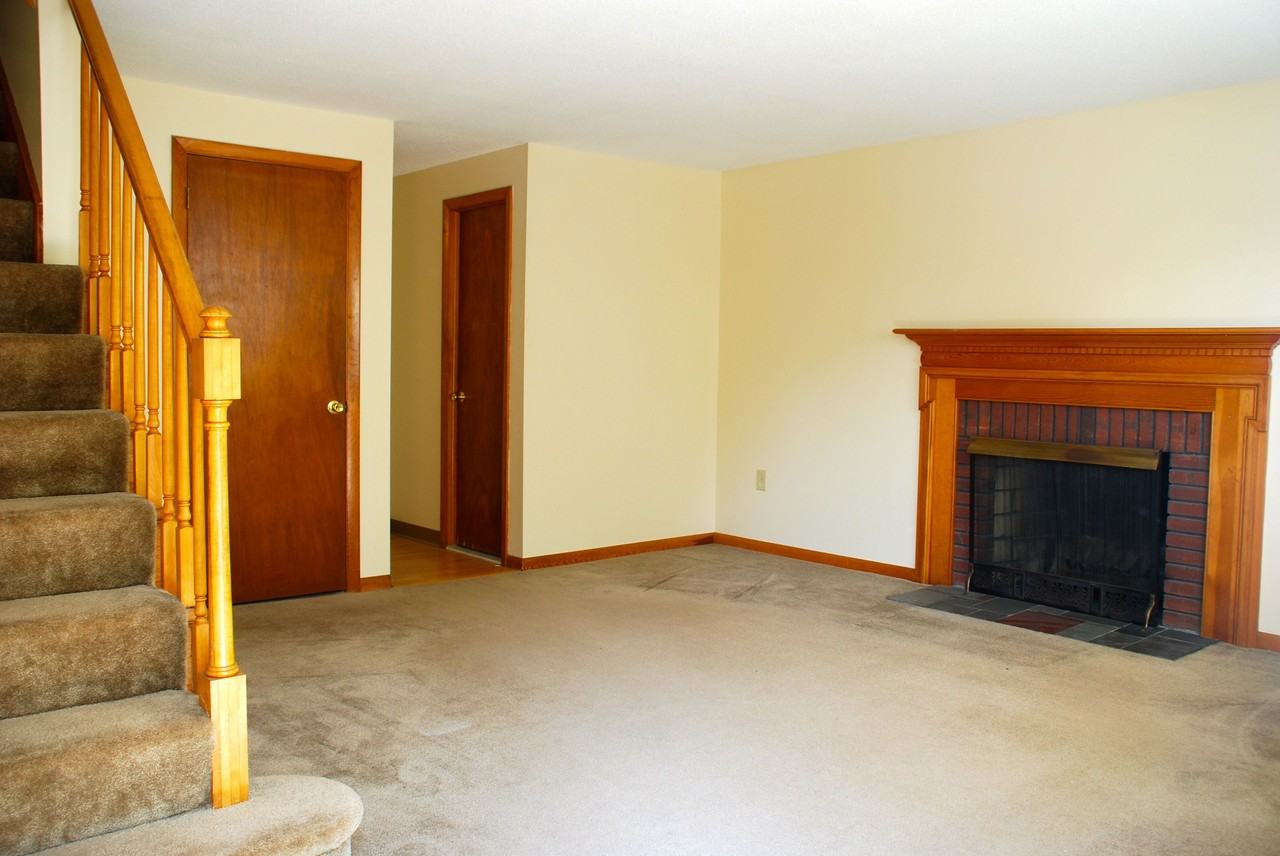 Charles Drive, Manchester, CT 06040 - Photo 3 of 7