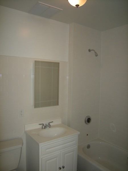 464 41st St - Photo 2 of 5