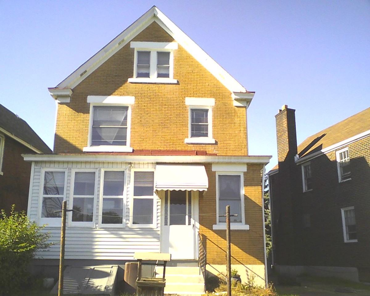 25 Clearview Ave - Photo 2 of 8