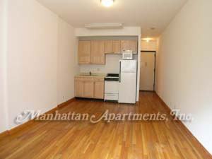 46 9th Ave - Photo 3 of 5