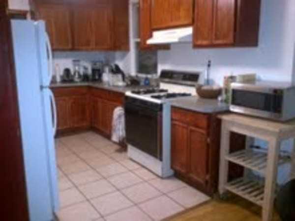 169 Havemeyer St #115328 - Photo 2 of 3