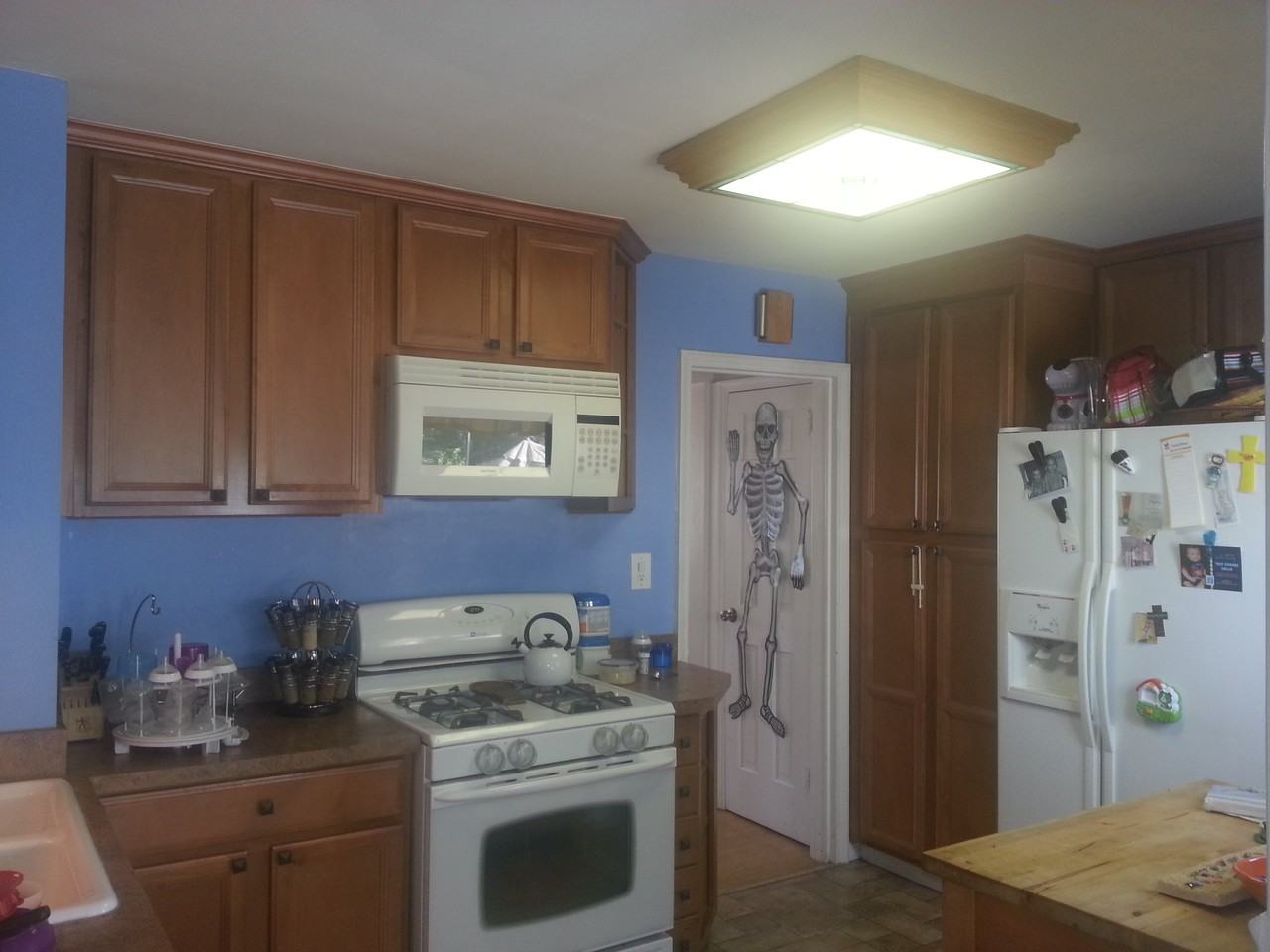 36 Surrey Ln - Photo 2 of 3