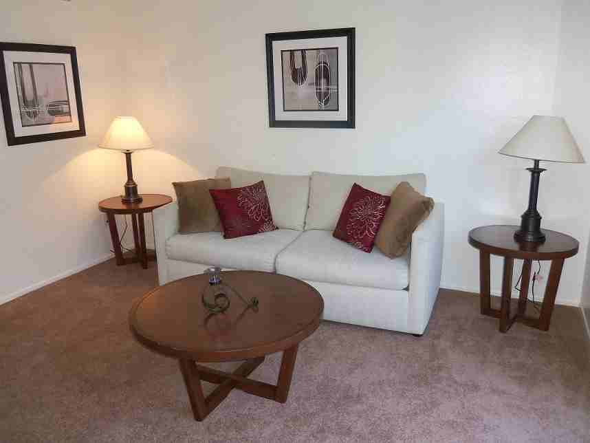 14145 Calvert St - Photo 2 of 5