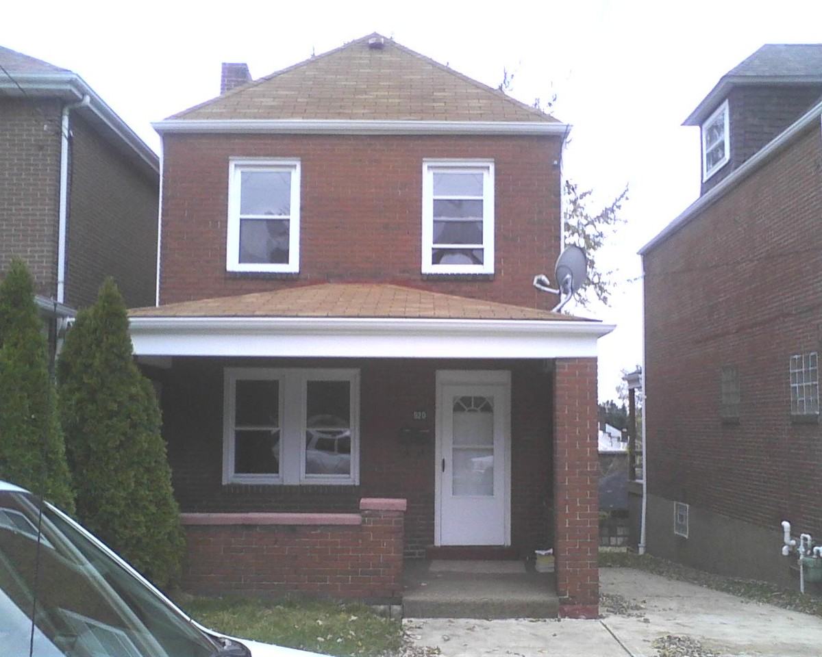 920 Maryland Ave - Photo 2 of 8