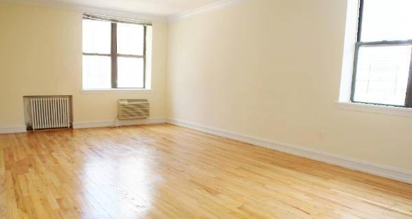 132 Thompson - Photo 3 of 3