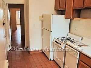 503 22nd St W - Photo 3 of 7