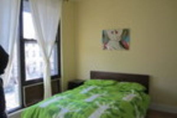 942 Bedford Ave #2F - Photo 3 of 6