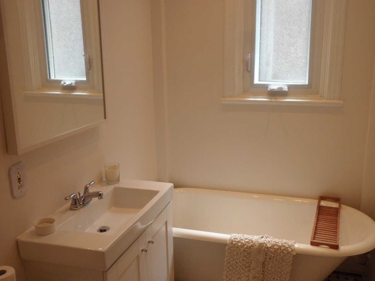 356 Rue Gilford - Photo 3 of 7