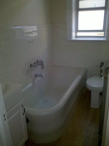 849 45th St #1R - Photo 3 of 3