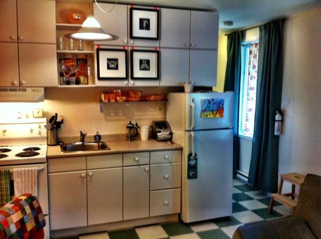 155 Florence St #2 - Photo 3 of 5
