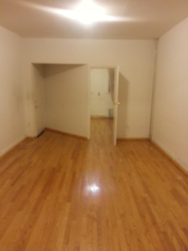 182-26 Hillside Avenue - Photo 2 of 6