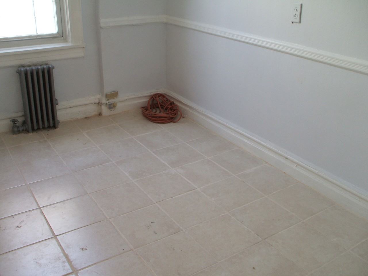 75-13 101st Ave - Photo 2 of 4