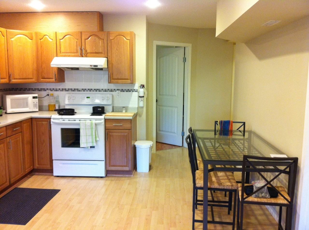 1184 Shelter Crescent - Photo 2 of 6