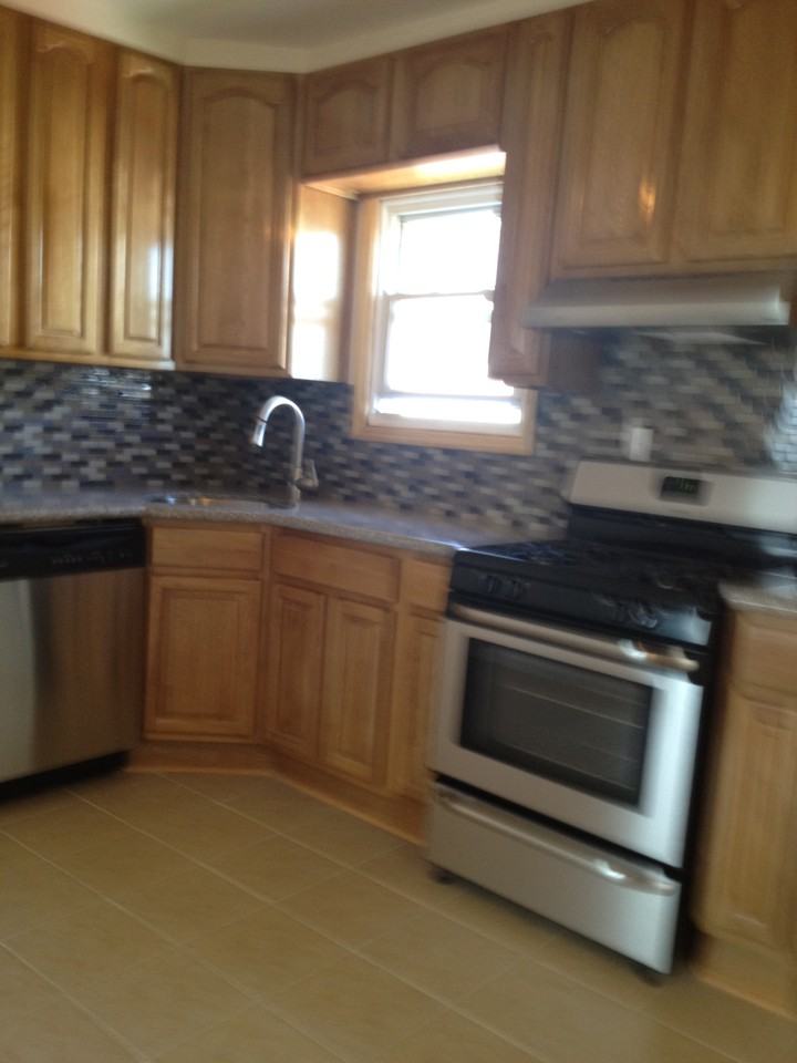 219 Garretson Ave - Photo 2 of 13