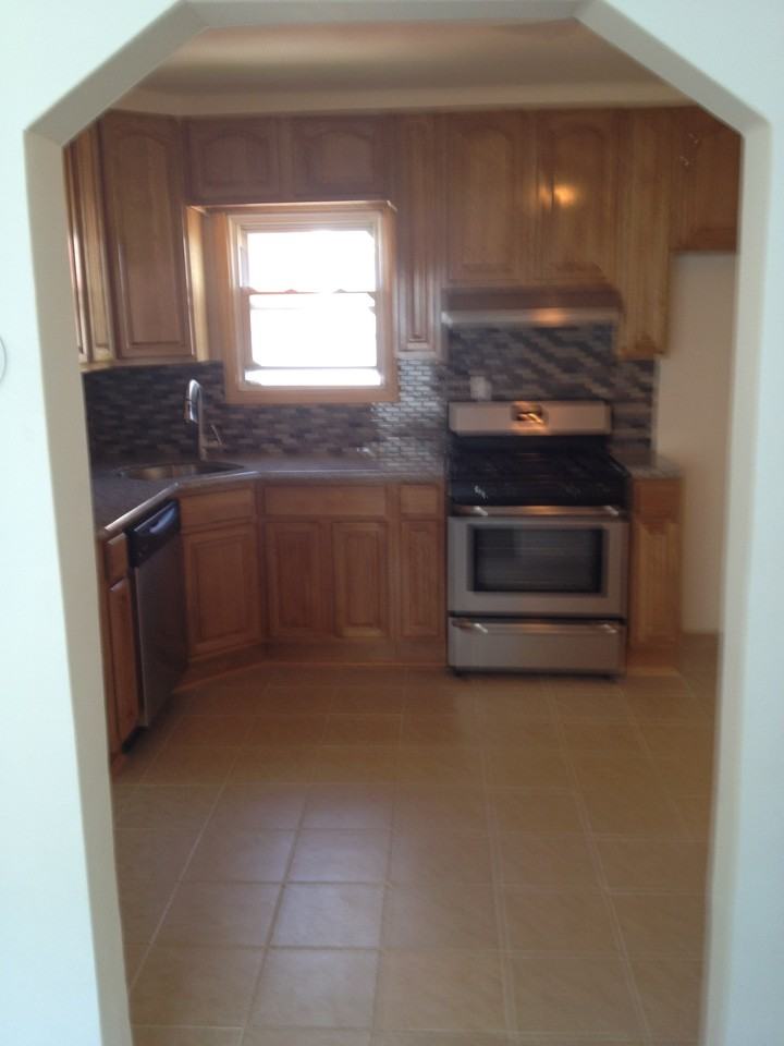 219 Garretson Ave - Photo 3 of 13