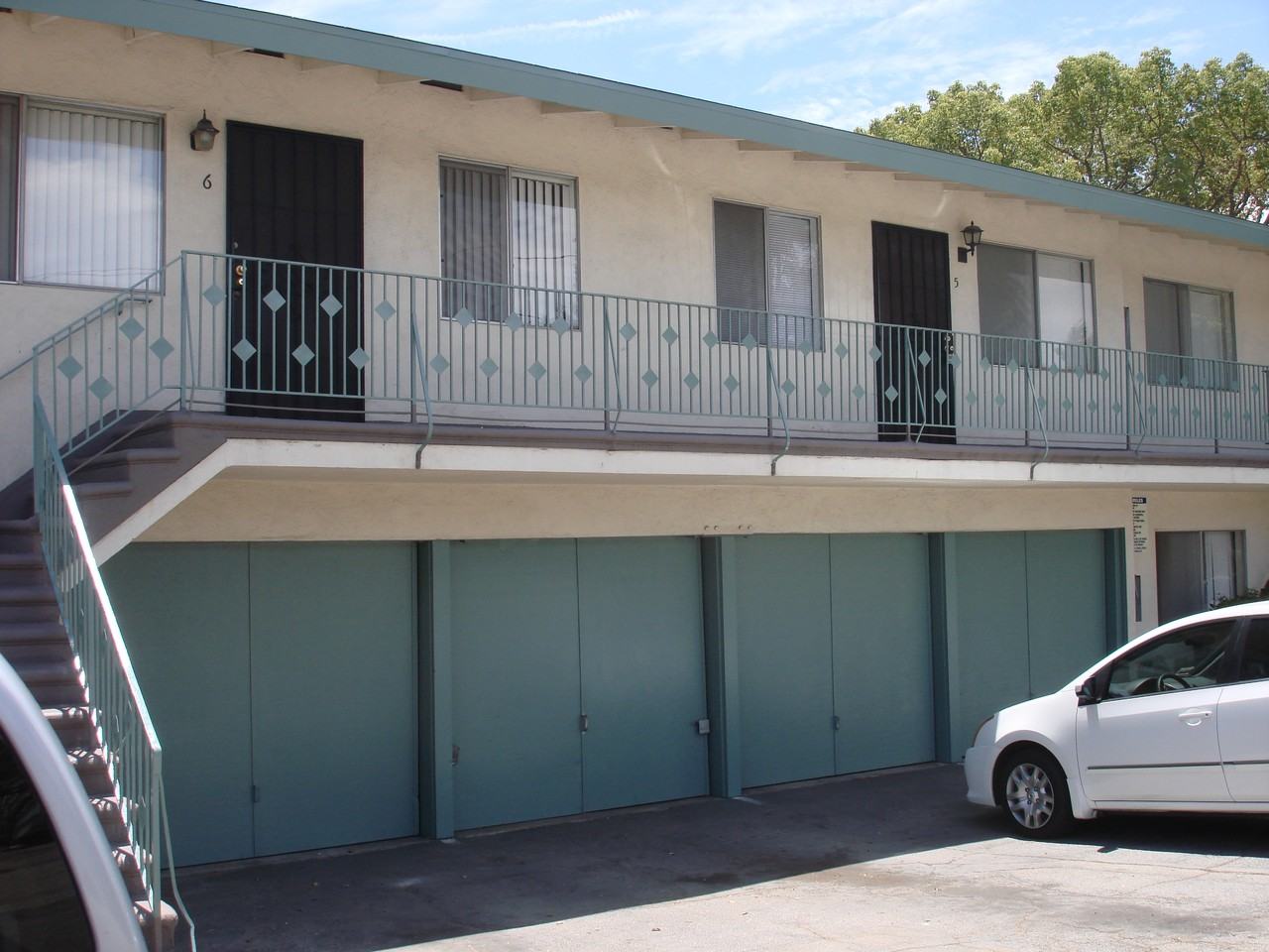 1898 Temple Ave #5 - Photo 2 of 3